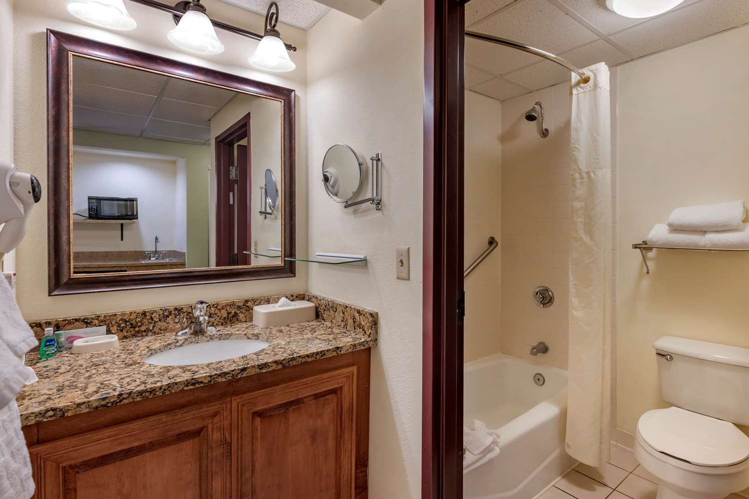 Best Western Gateway Grand 52/54