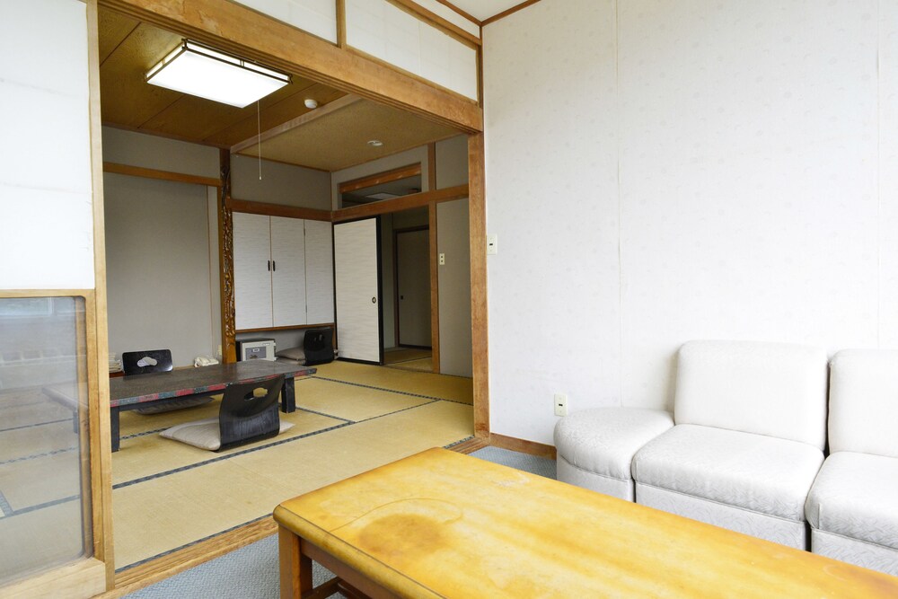 Alpine Route Hotel 33/40
