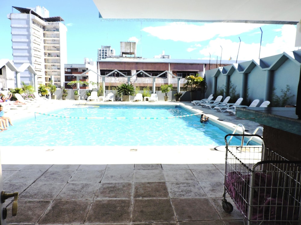 Julio Cesar Hotel 32/36