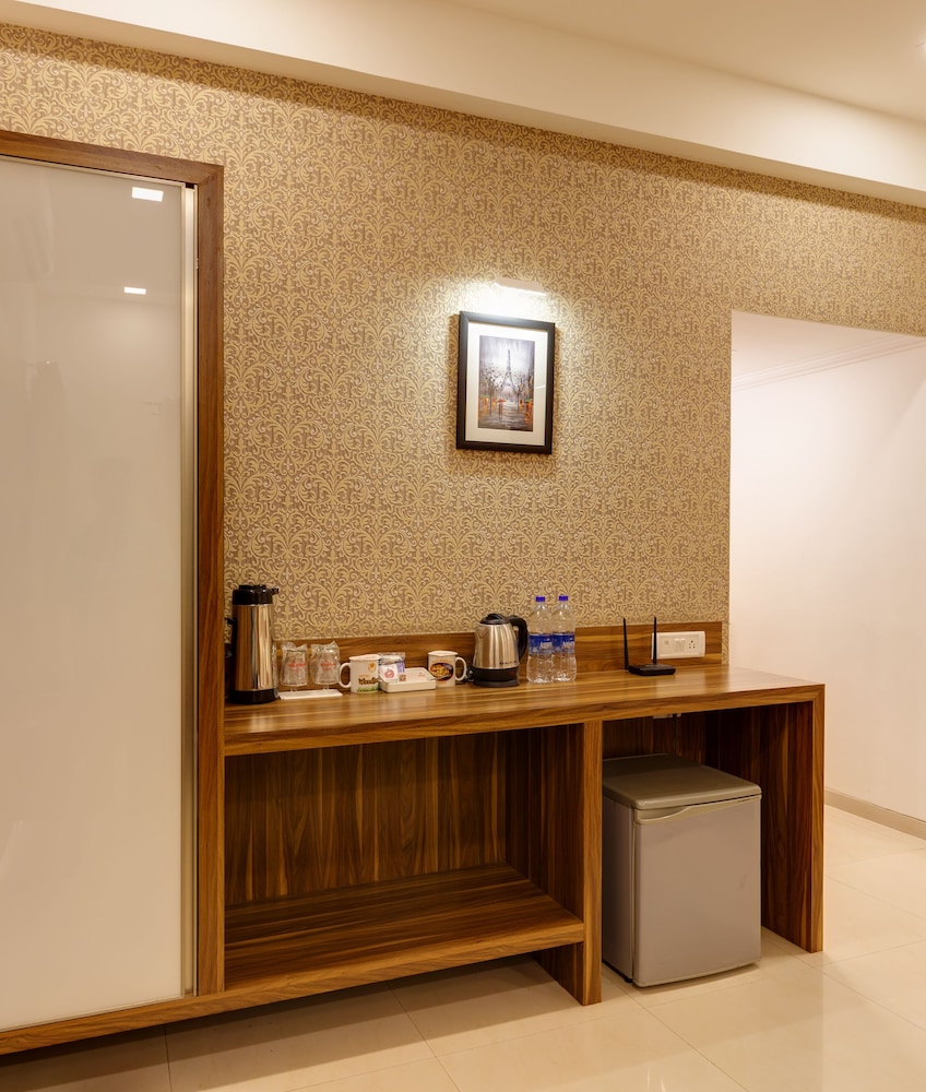 Hotel Woodland 2/15