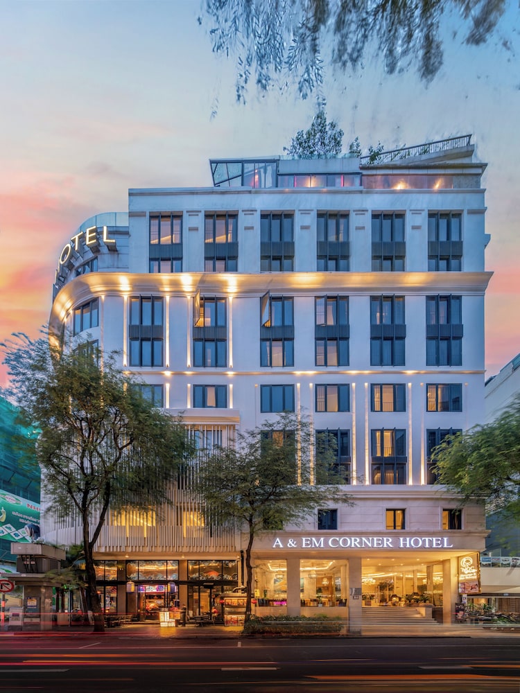 A&EM Saigon Hotel 2/77