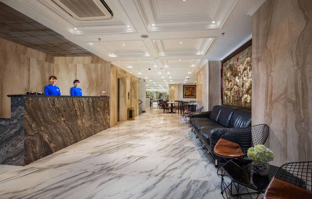 Bonsella Prestige Hotel and Spa 2/71