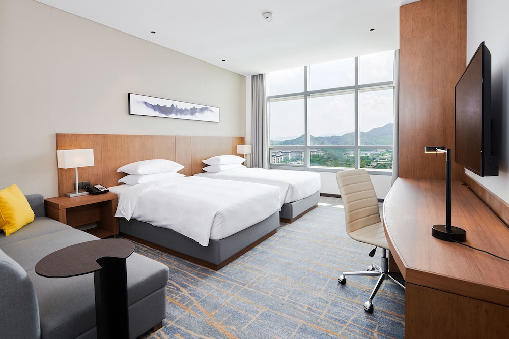 Hyatt Place Deqing 9/39