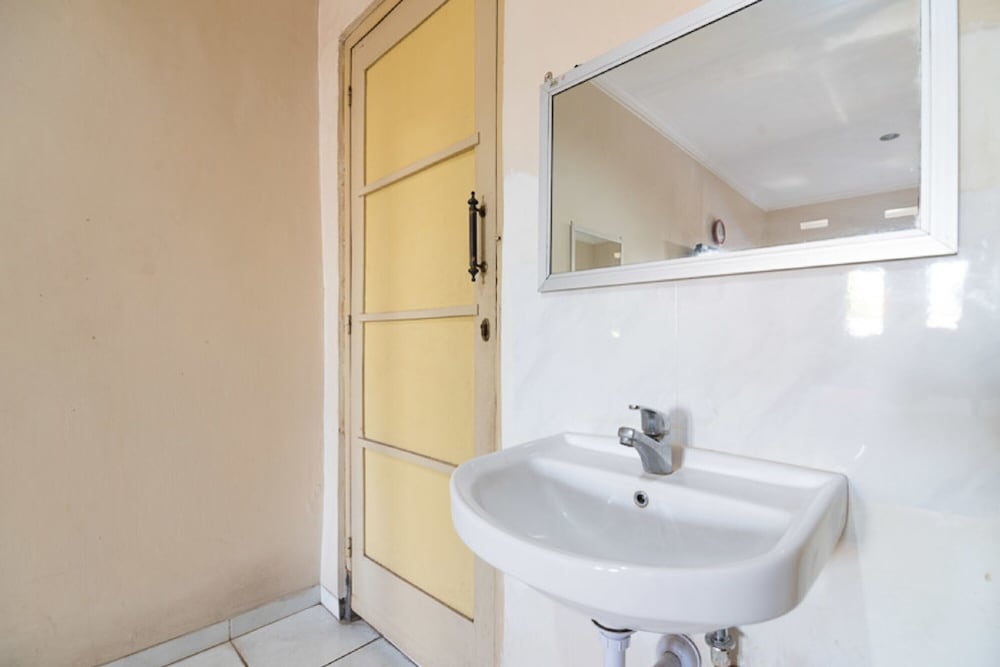 Reddoorz Urip Sumoharjo 23/39