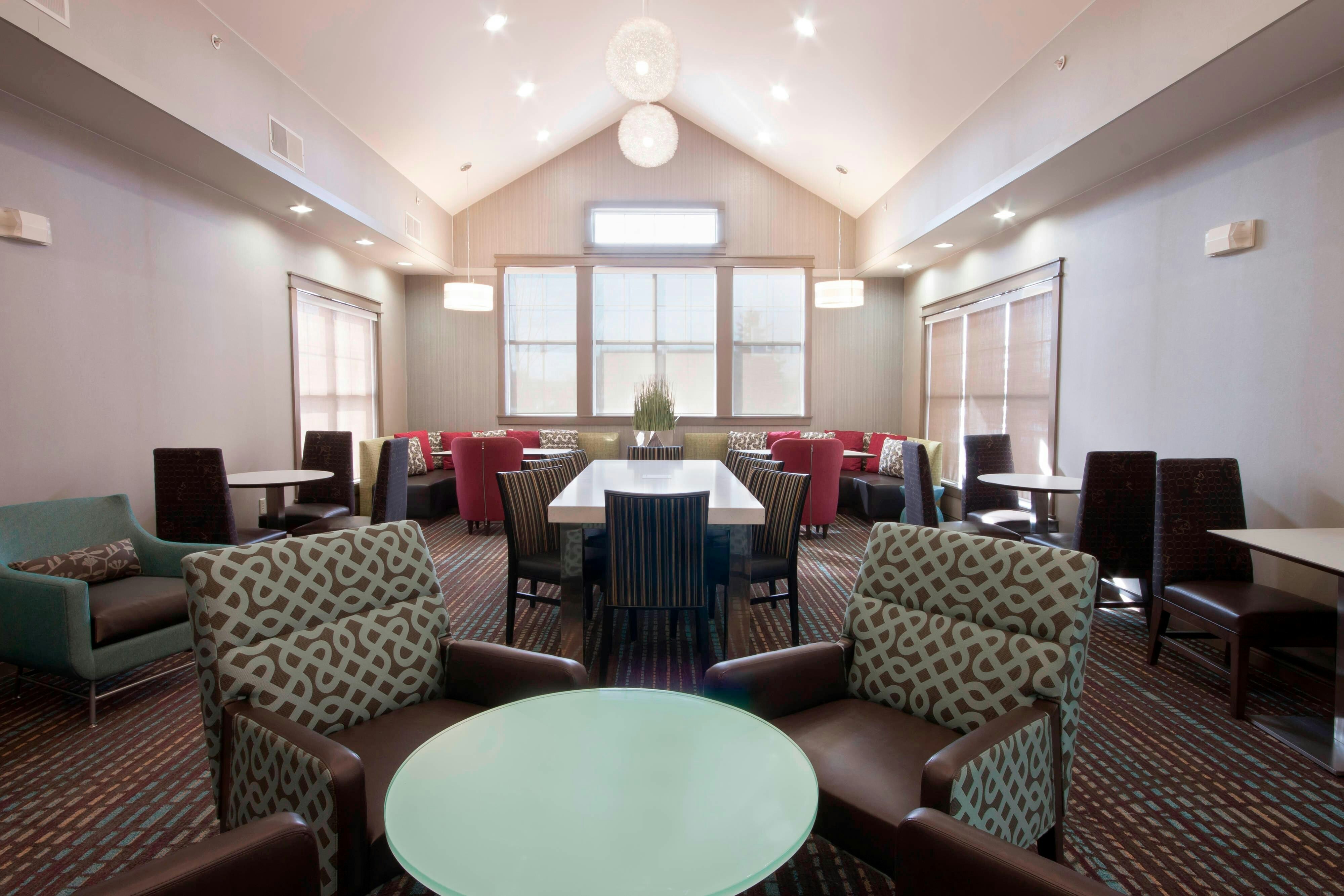 Residence Inn Des Moines West at Jordan Creek Town Center 2/3