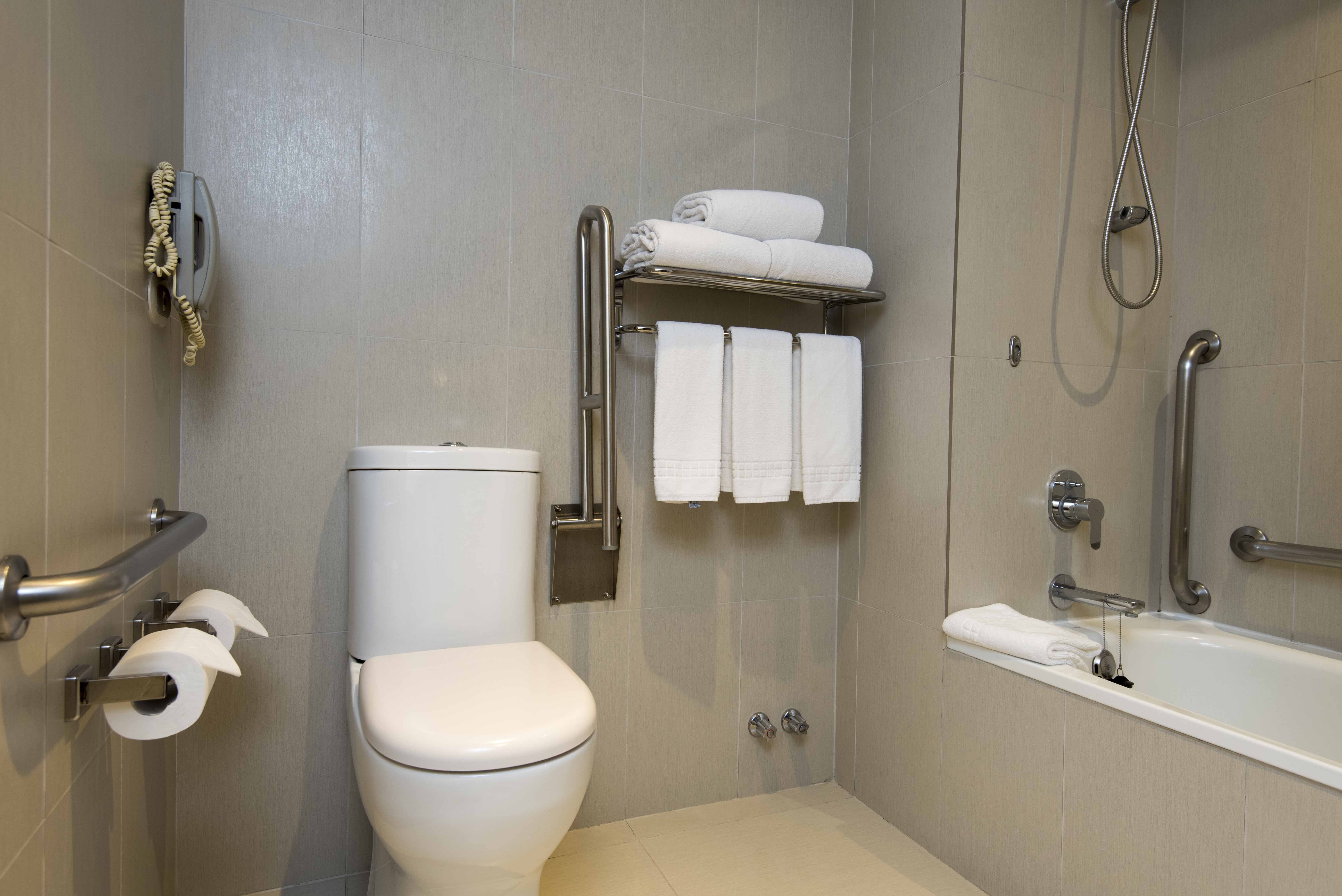 HOLIDAY INN EXPRESS TEMUCO 79/79