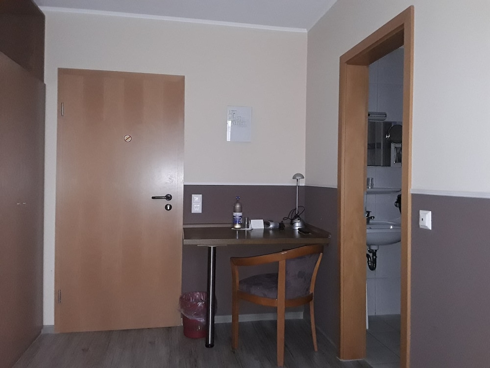 Lieth Hotel Grünreich 37/50
