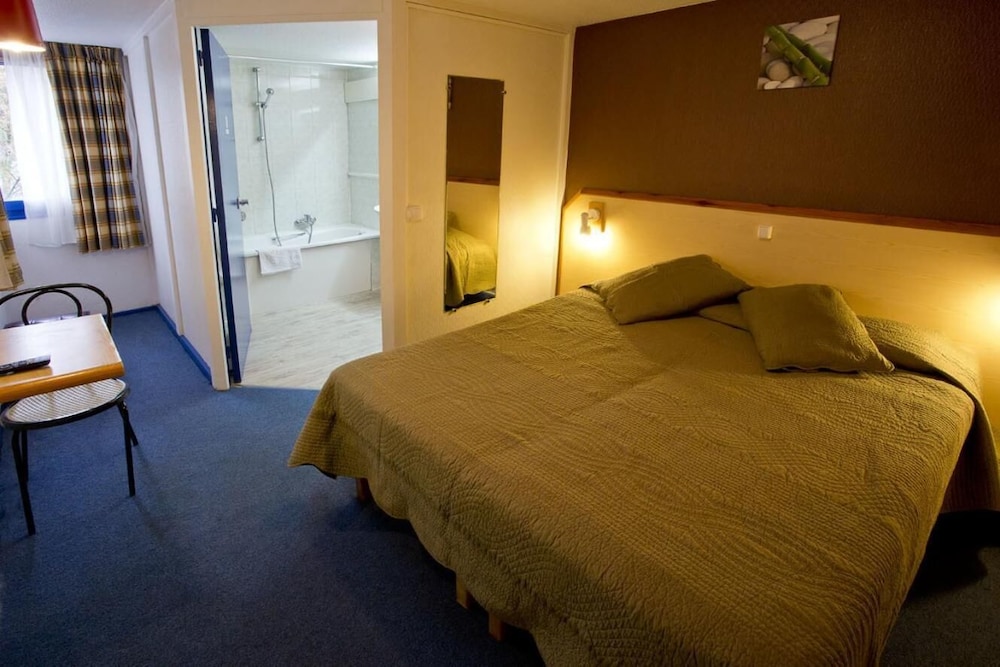 Hipotel Paris Marne la Vallée 29/48