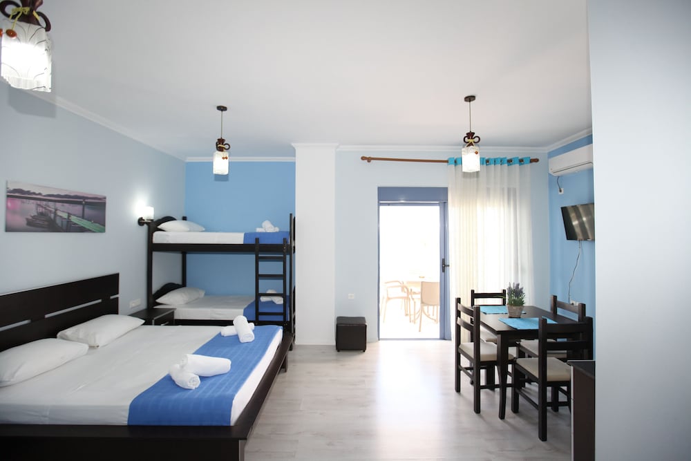 Hotel Keos 34/68