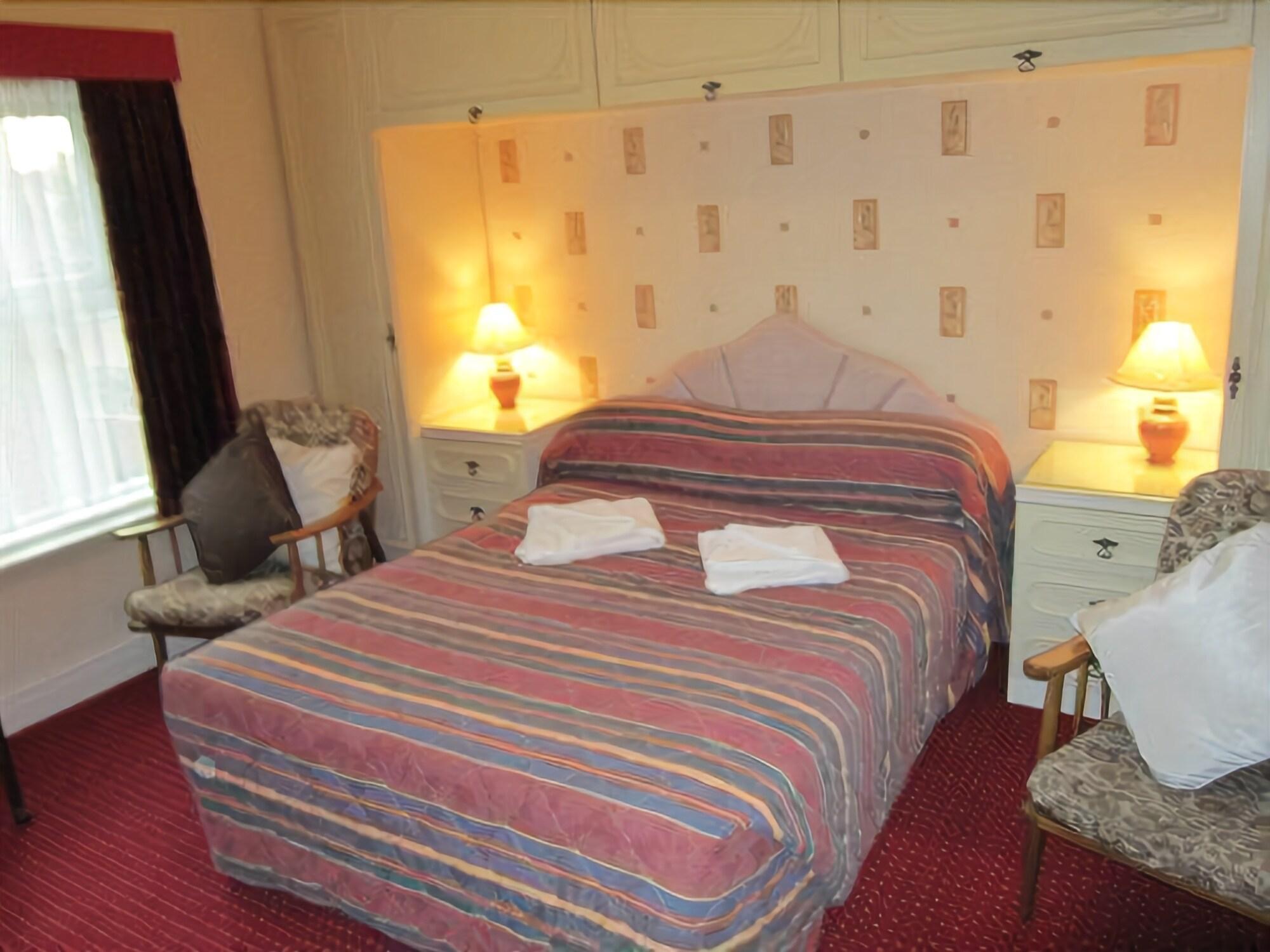 Sussex Hotel 10/28