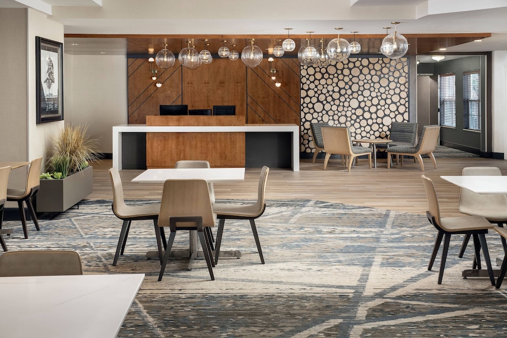 Residence Inn Denver South/Park Meadows Mall 24/32