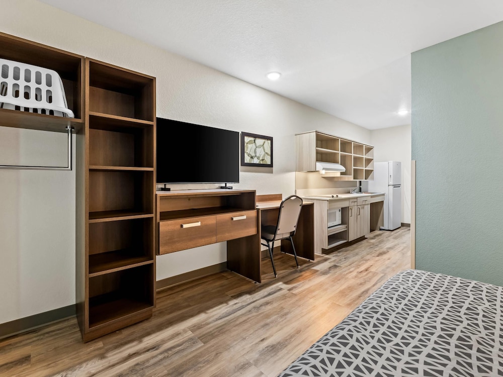 WoodSpring Suites Prattville - Montgomery North 34/42