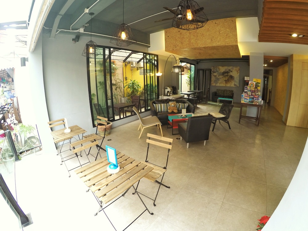 Sea Front Home 59/70