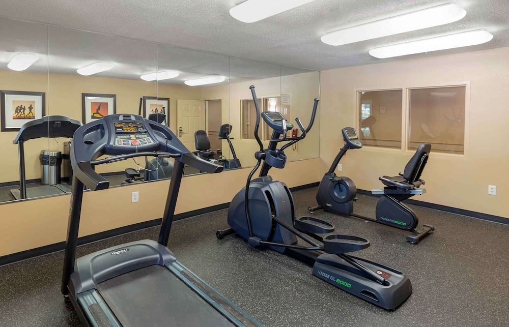 Extended Stay America Raleigh Rtp 4919 Miami Blvd 19/50