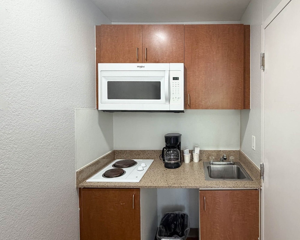Studio6 Rancho Cordova, CA 29/50