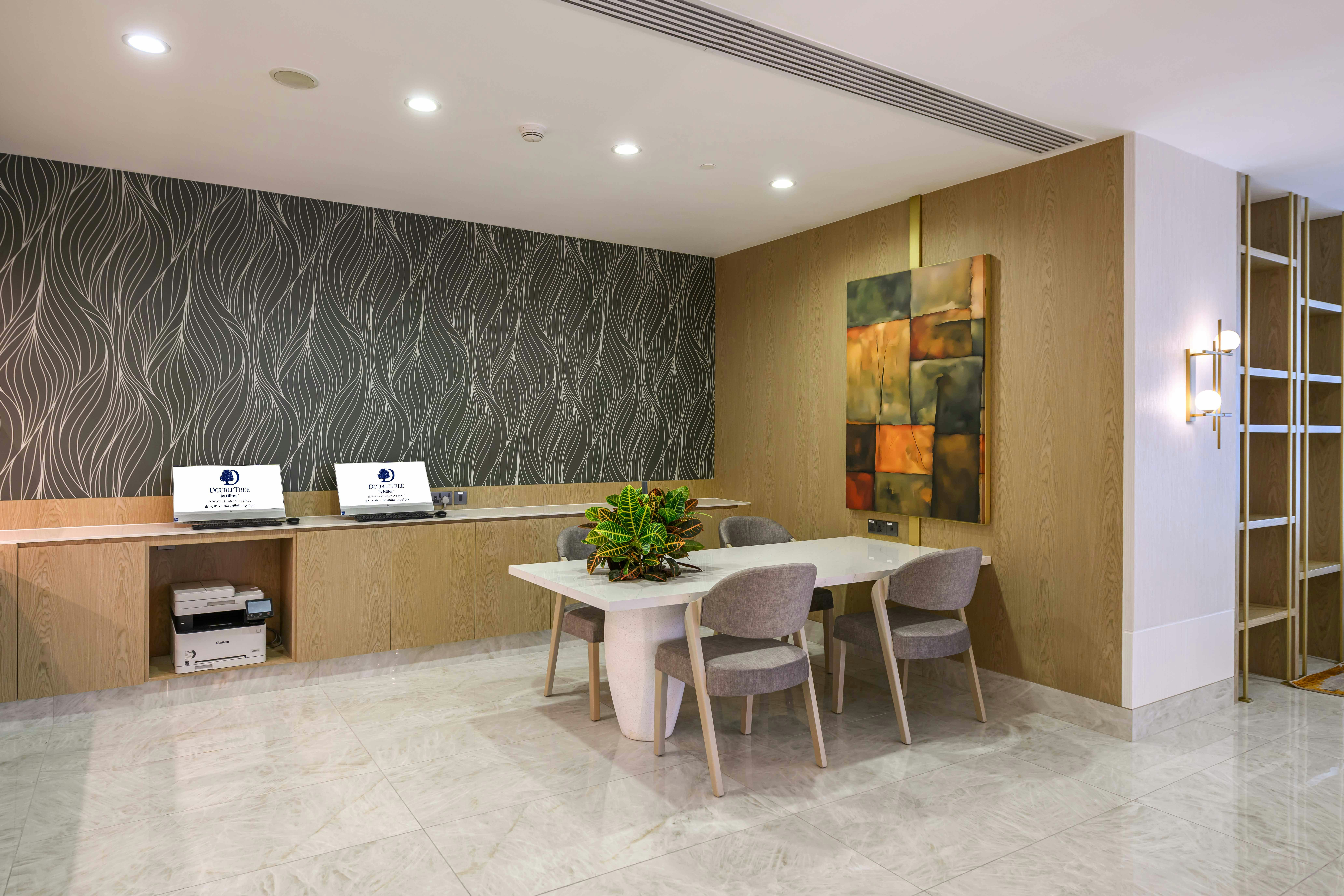 فندق الاندلس مول(DoubleTree by Hilton Jeddah Al Andalus Mall) 8/44