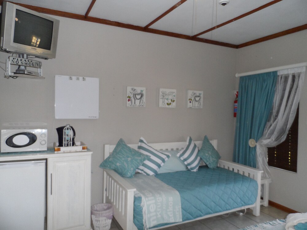 A Cherry Lane Self Catering and B&B 11/50
