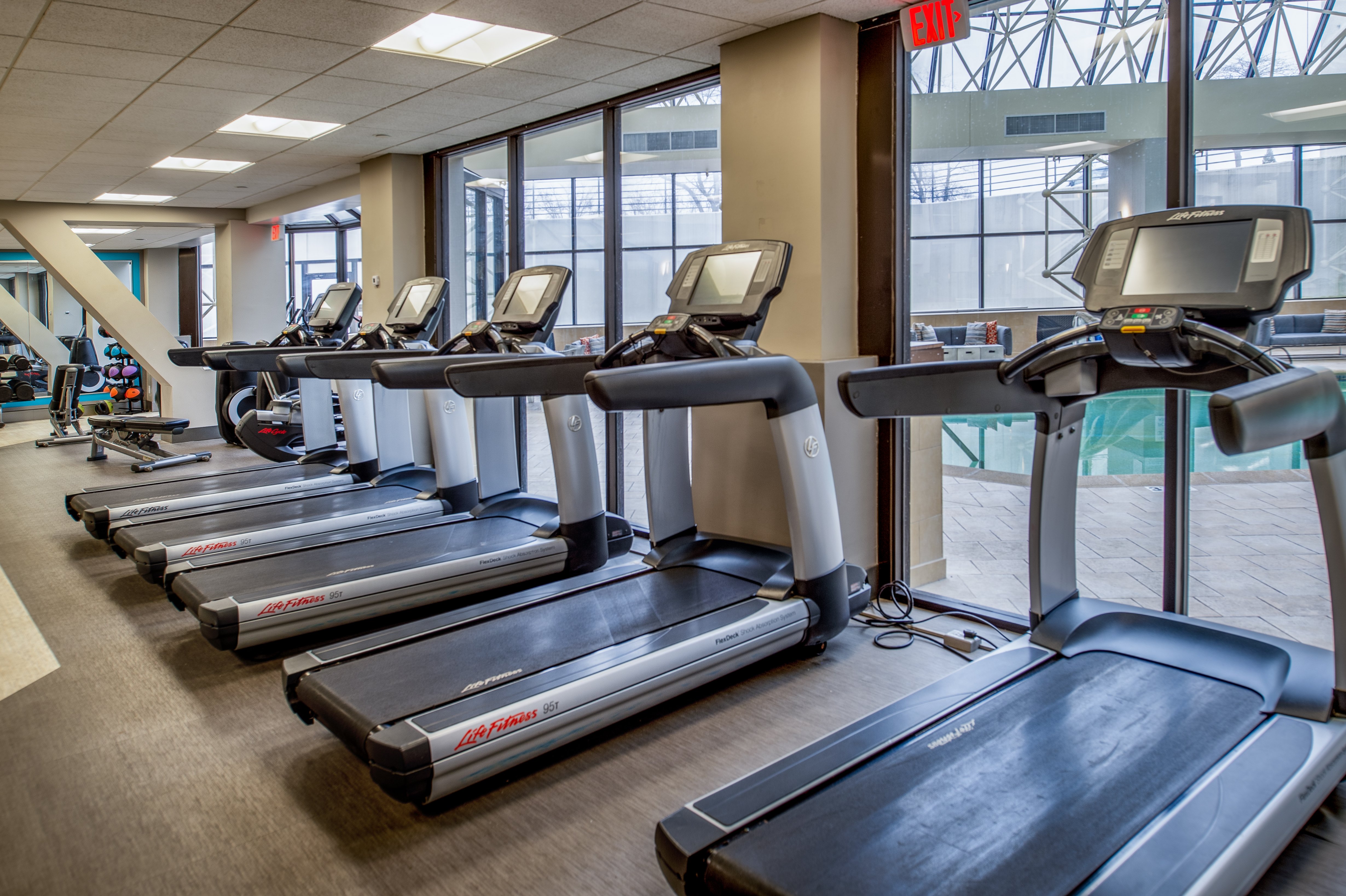 Crowne Plaza St. Louis Airport 38/71