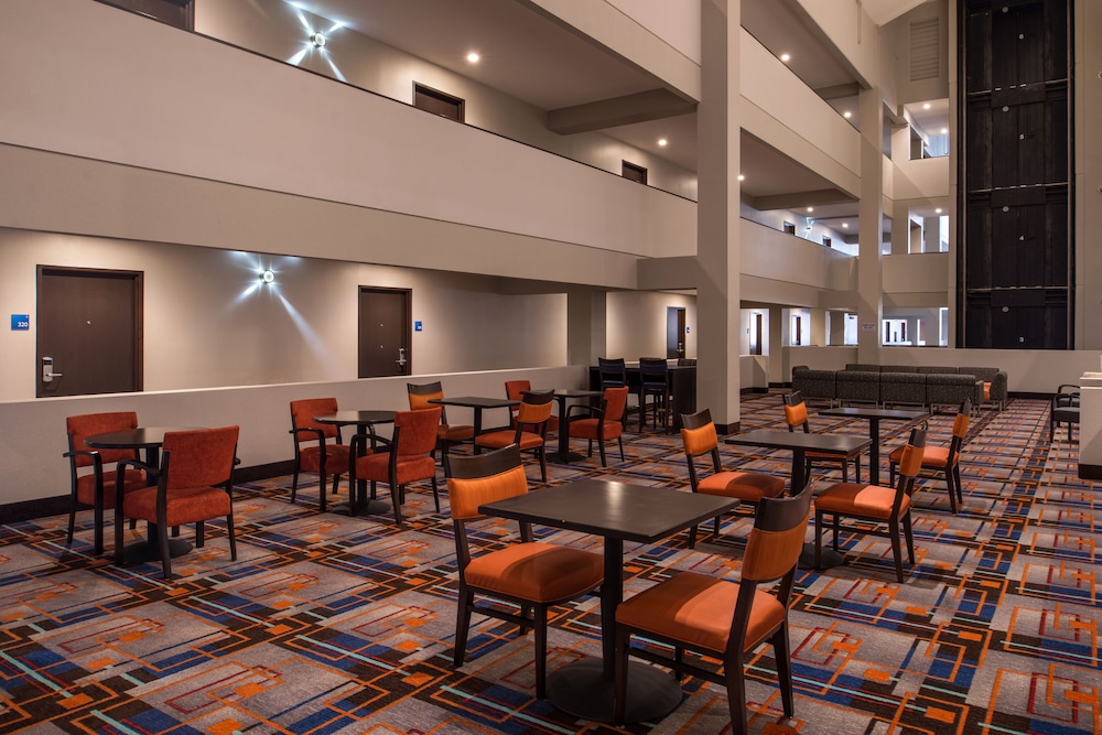 restaurant-cafeteria