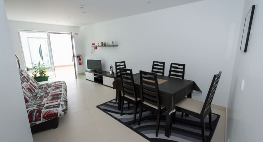 Peralux 28/50