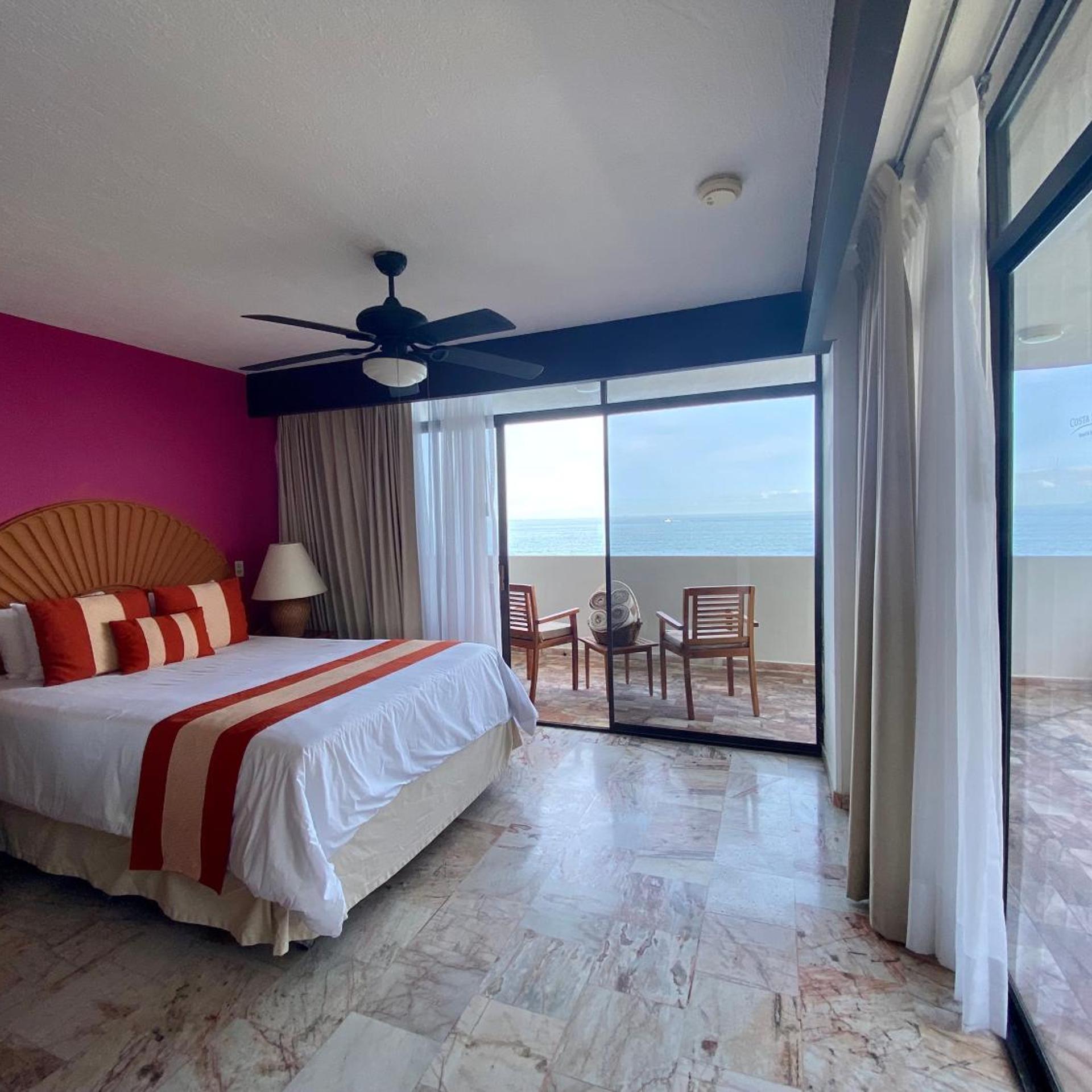 2 Bedrooms, Suite, Ocean Front