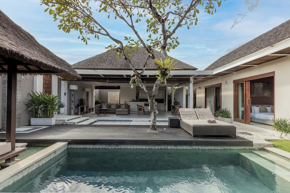 Chandra Bali Villas 20/48