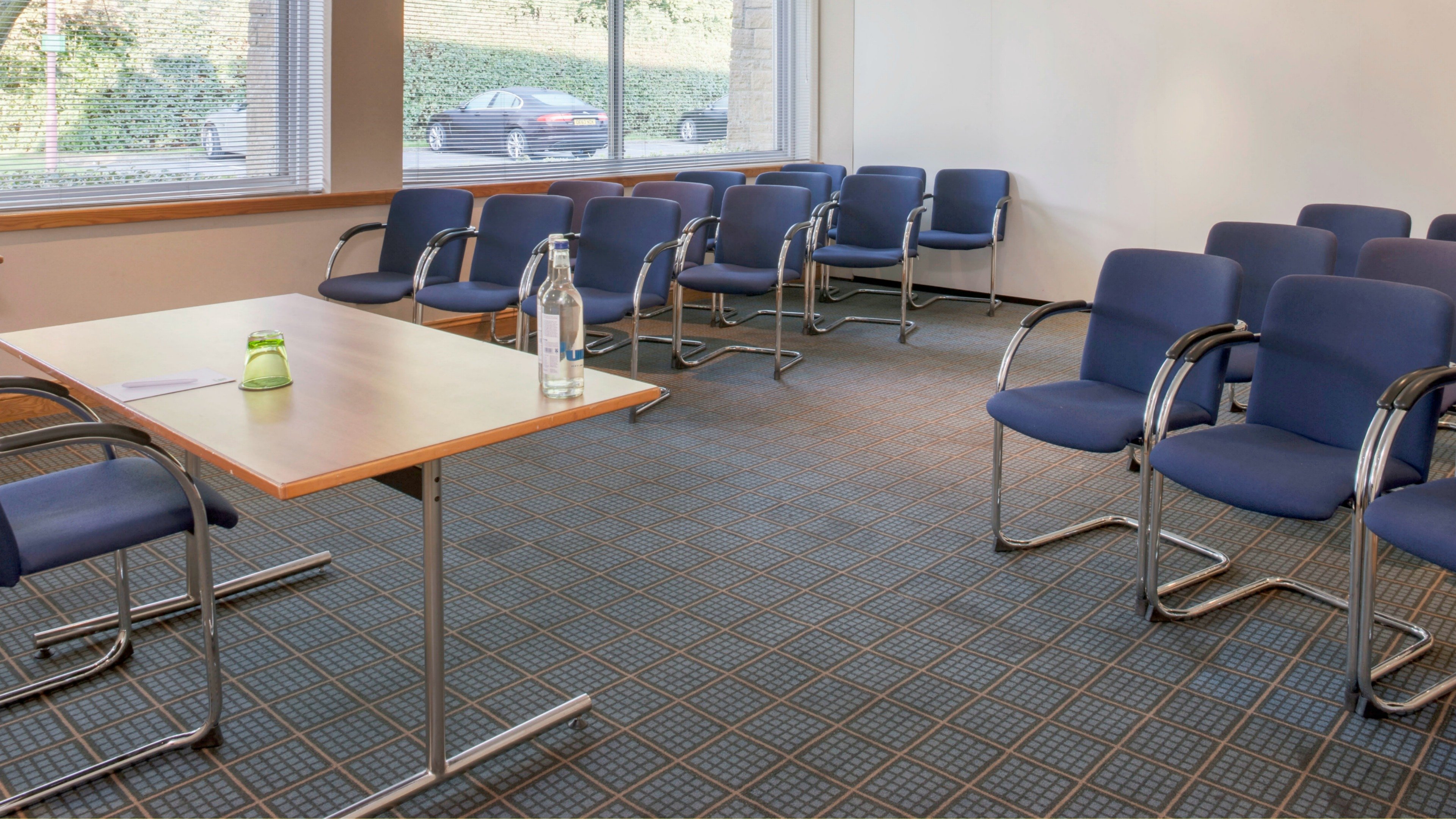 Holiday Inn Swindon 48/50
