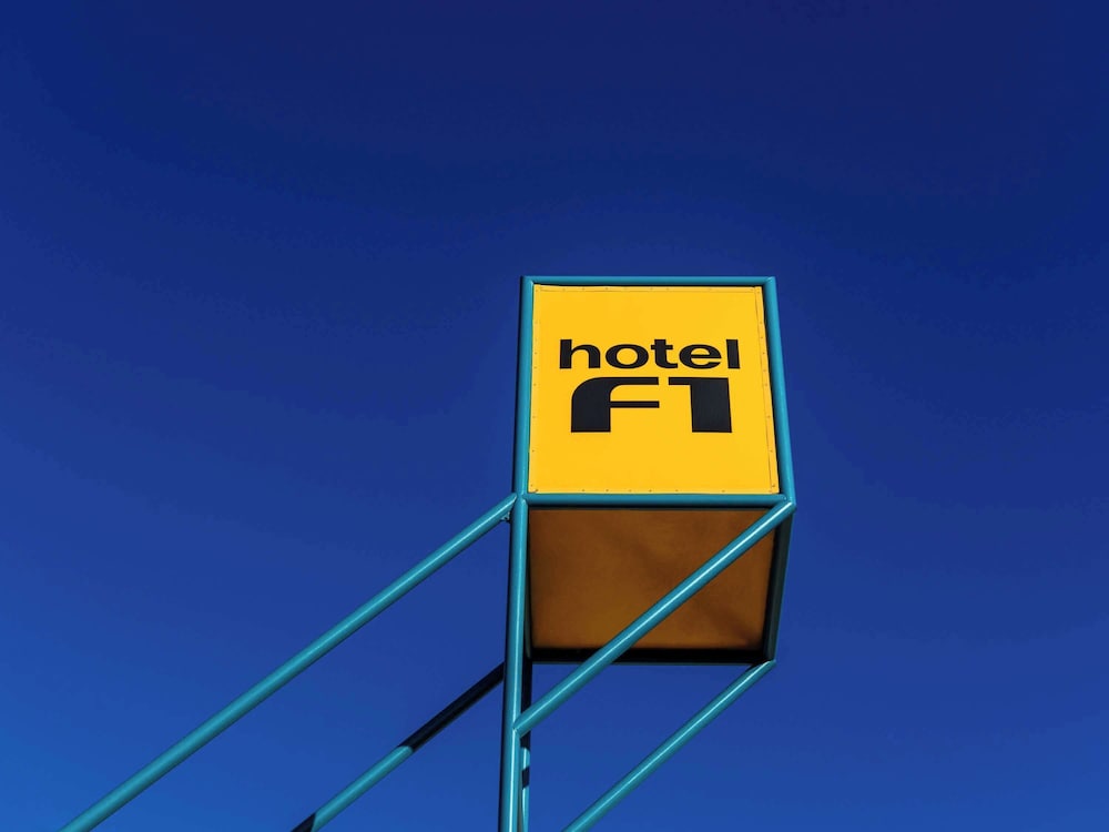 Hotelf1 Evry A6 5/62