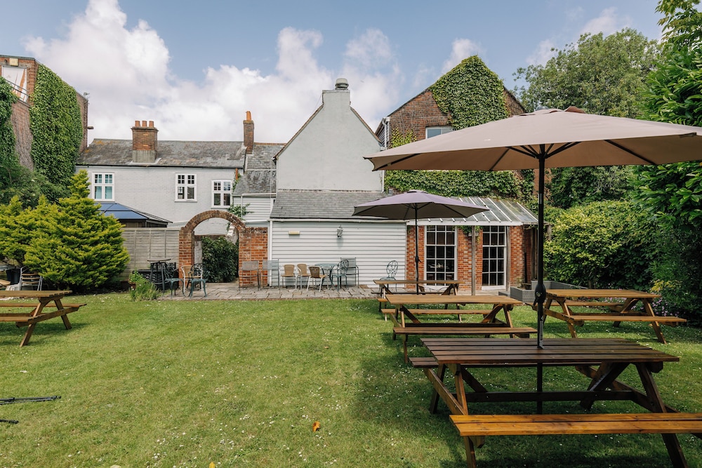 Hewitt's House Hotel 28/37