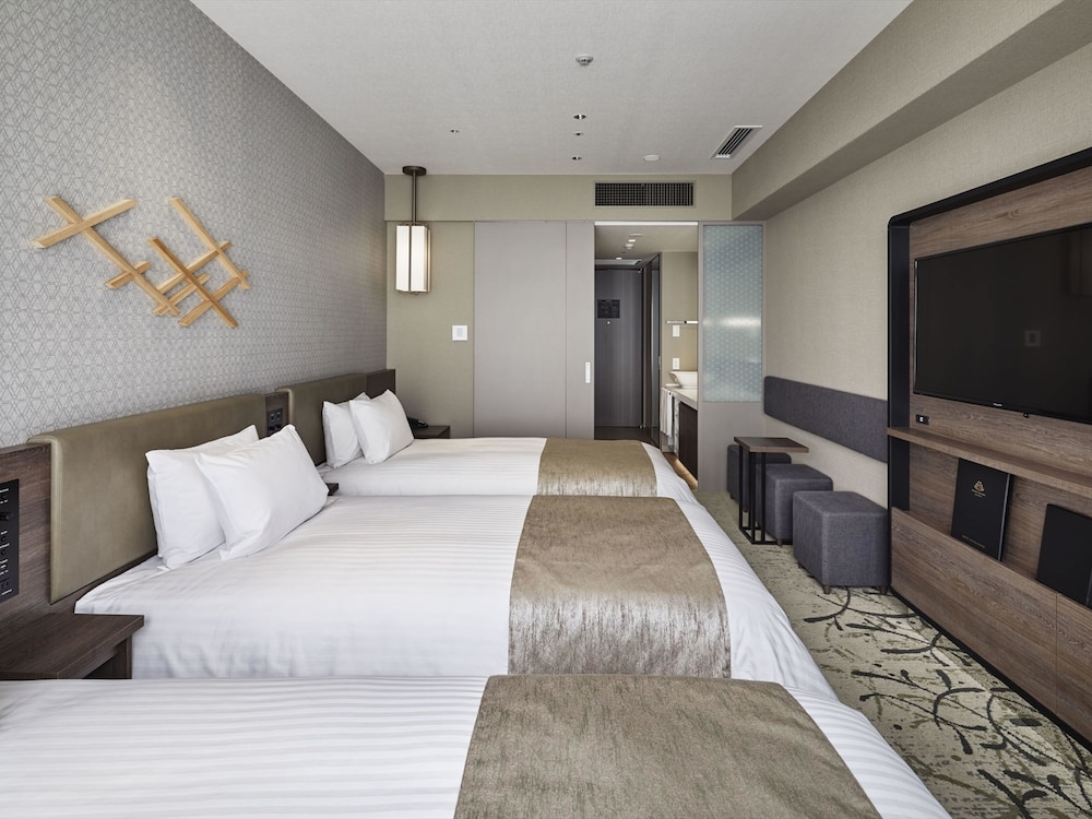 ROOM, TRIPLE, 3 BEDS