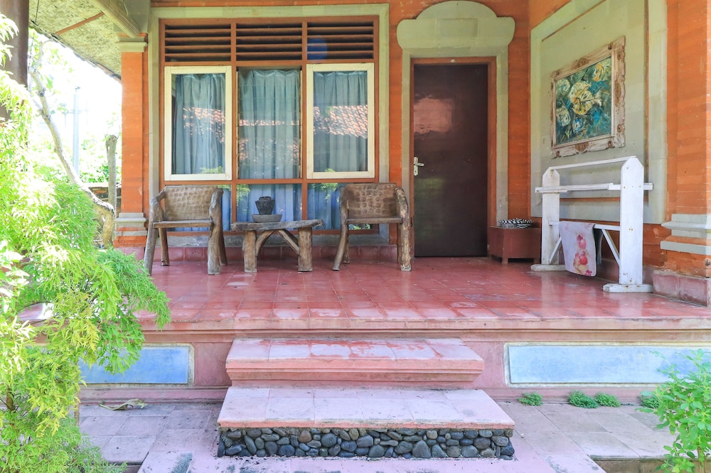 Mertha Jati Hotel photo1