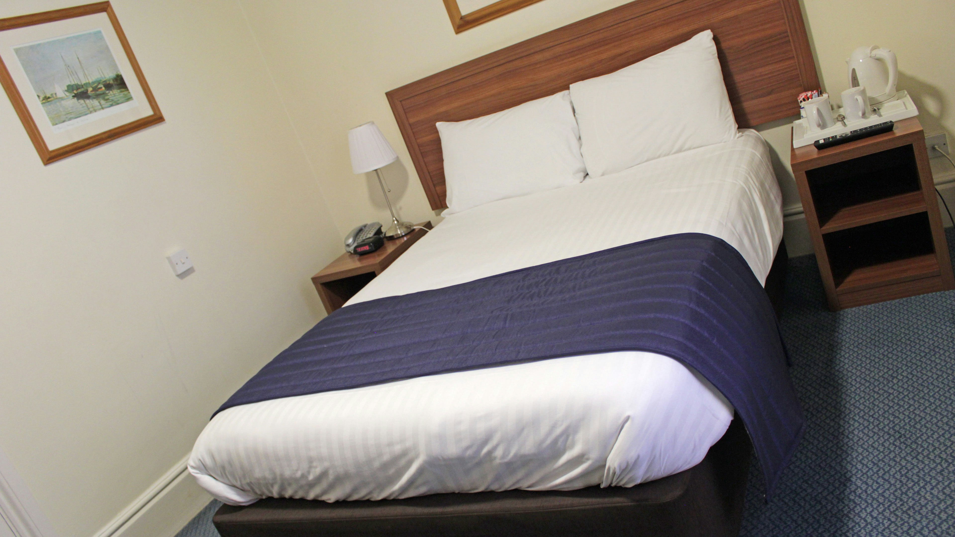 Discovery Inn 12/60