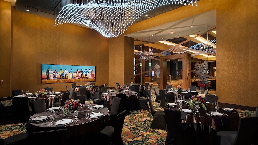 Choctaw Casino & Resort Durant, a Wyndham Grand Hotel 61/76