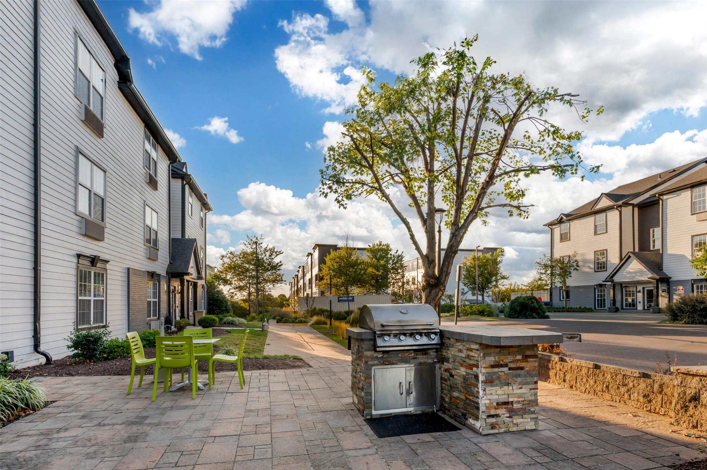 MainStay Suites Sterling near Dulles Town Center 18/19
