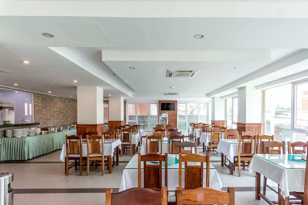 RELAX HOTEL 49/55