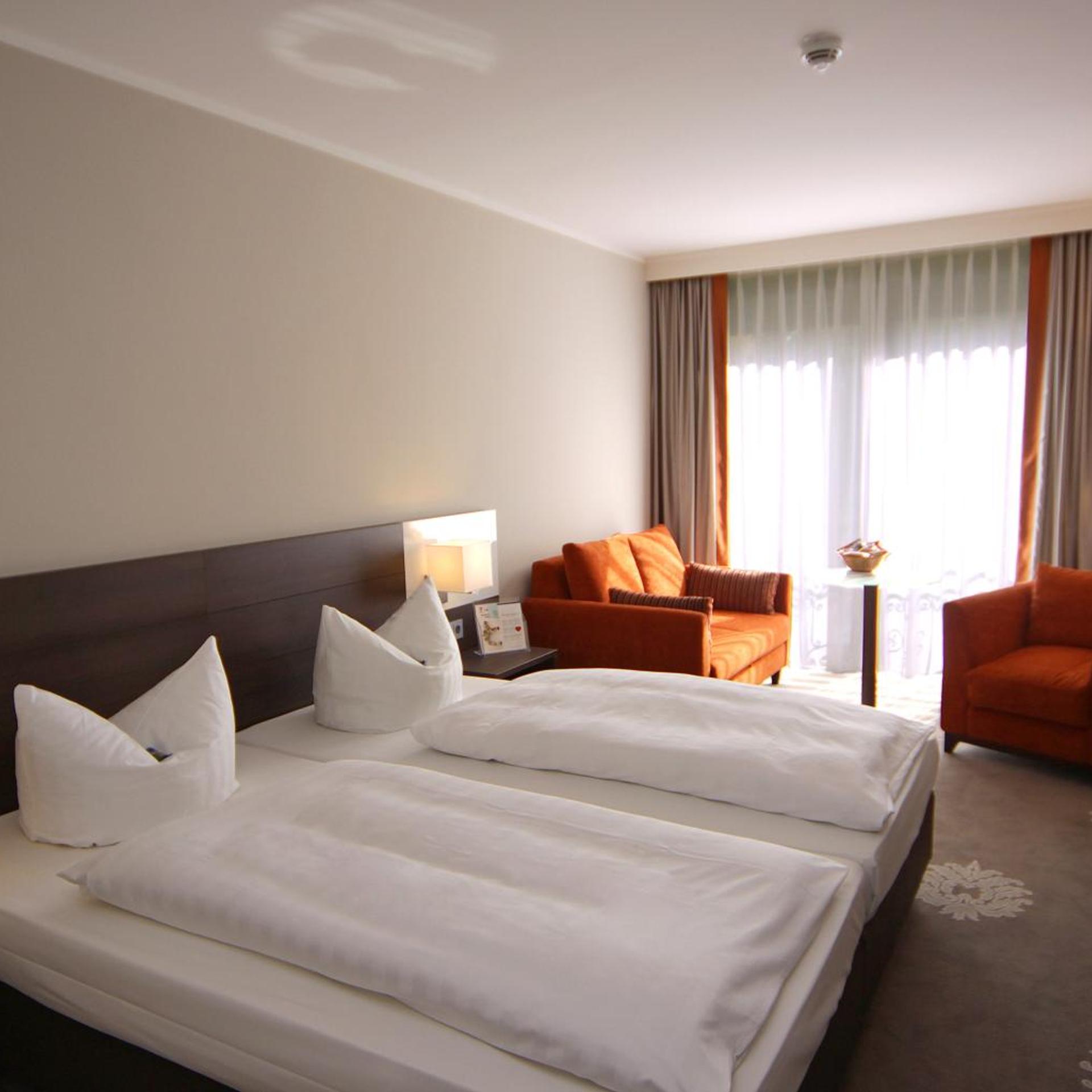 COMFORT, DOUBLE BED