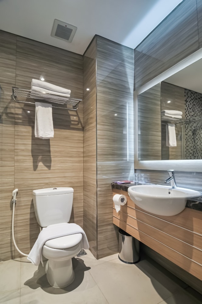 FOX Lite Hotel Grogol Jakarta 18/19