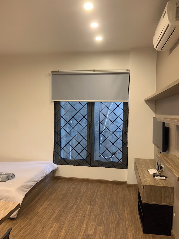 Unique Serviced Apartment 22/34