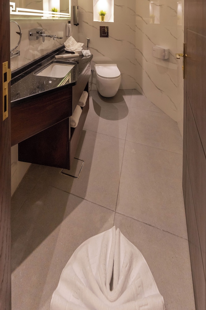 Petra Legacy Luxury Hotel 47/50