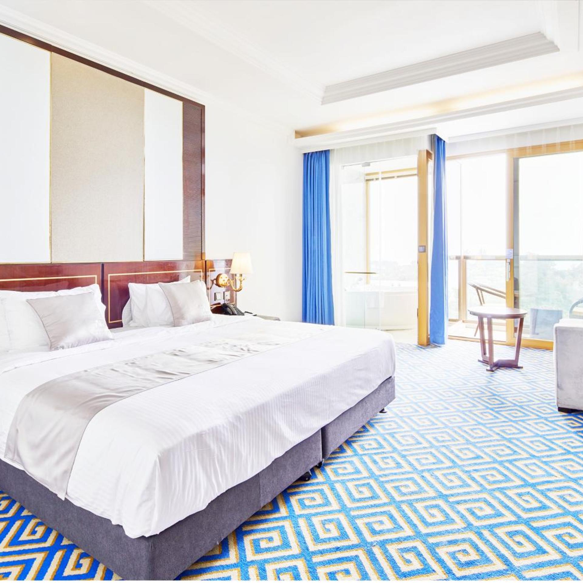 Room, King Bed, Ocean View