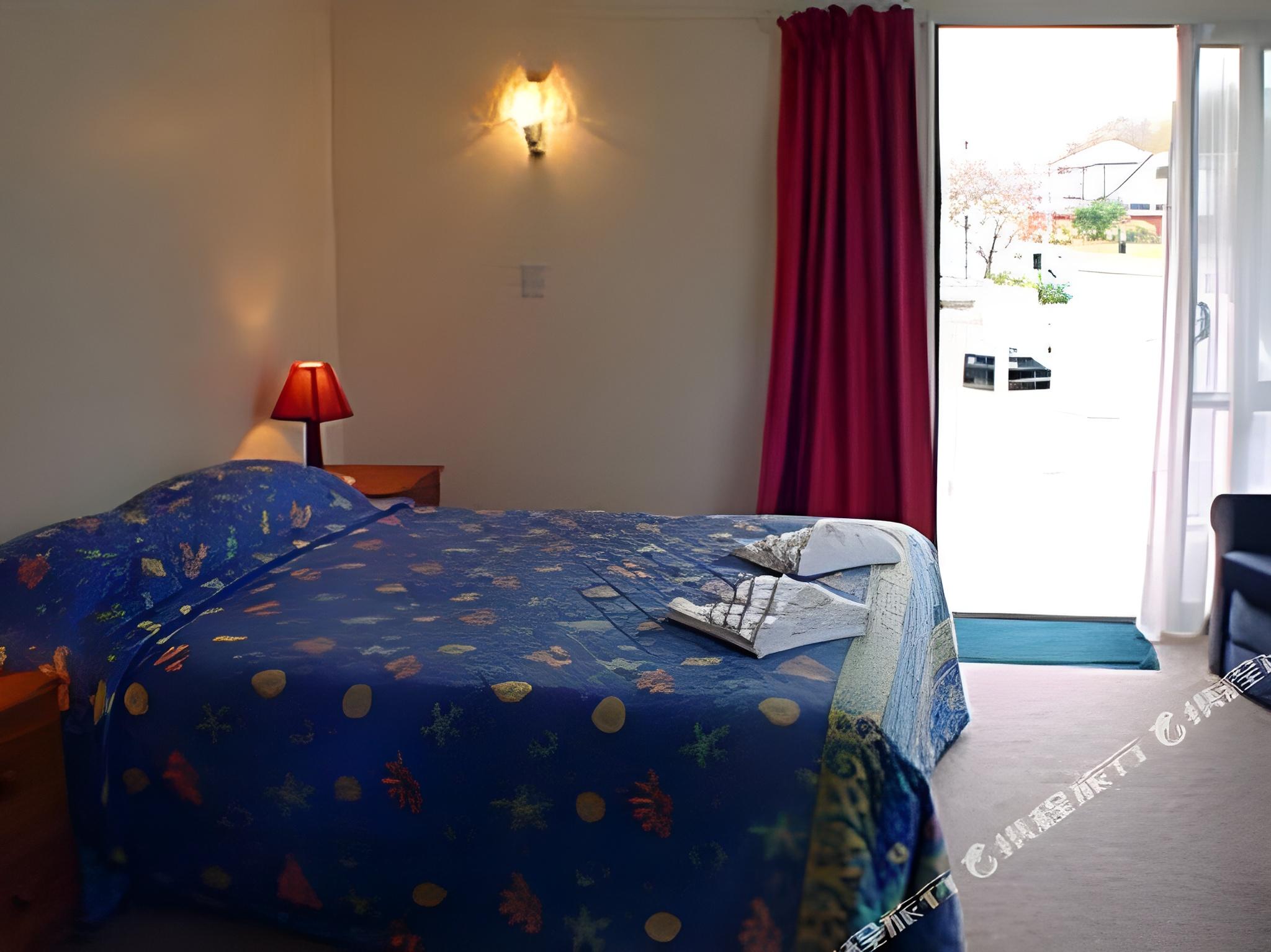 Raceway Motel 9/30