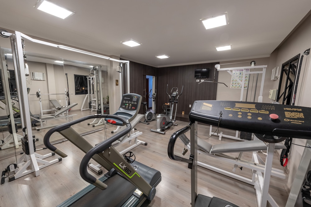 CLASS HOTEL GUAXUPE 24/50