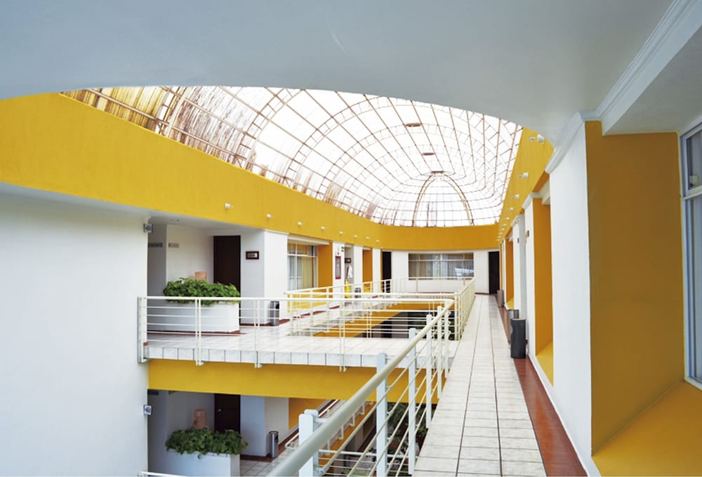 Hotel Mediterraneo 39/42