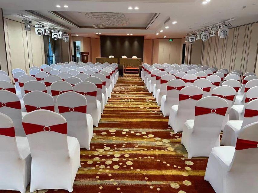Jin Feng International Hotel (Shanghai Songjiang) 36/39