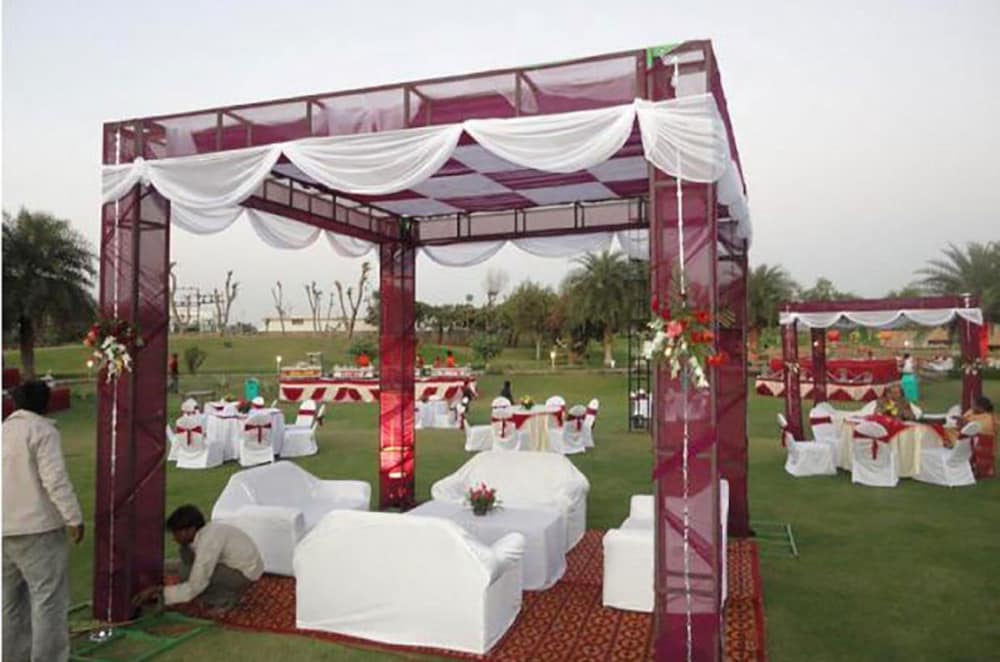 SHIVA OASIS RESORT 4/32