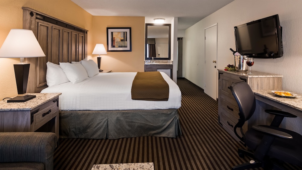 Best Western Americana Inn 23/44