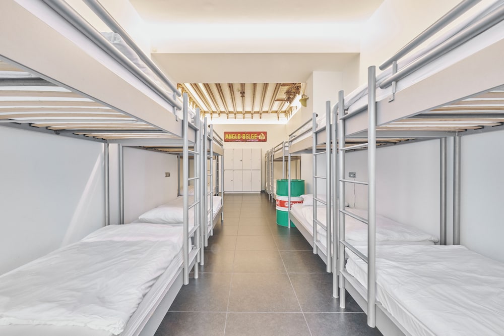 2Go4 Quality Hostel Brussels City Center 14/50