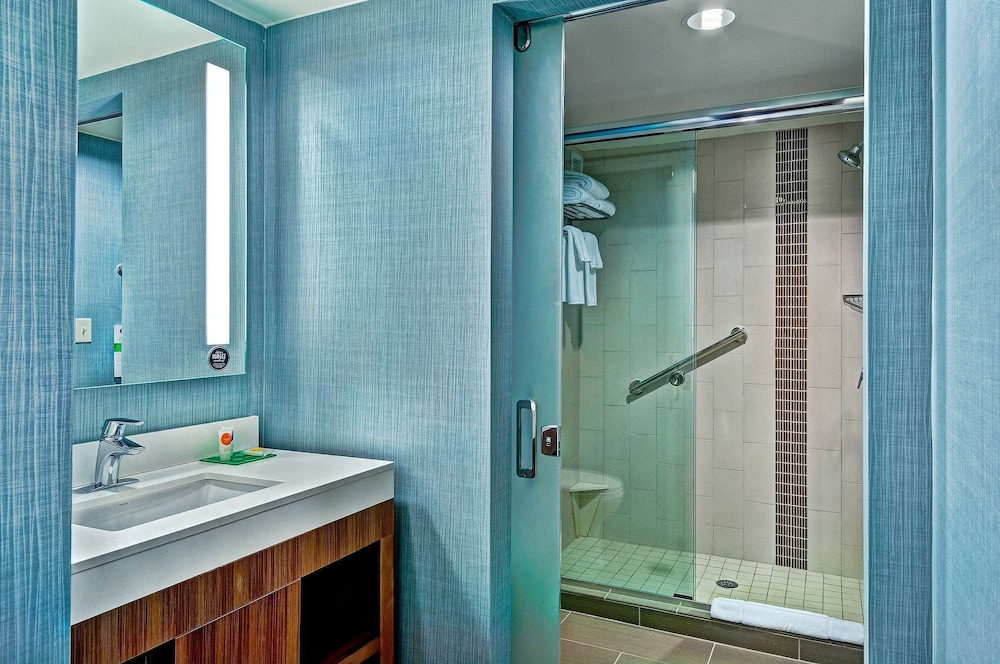 Hyatt Place Fredericksburg At Mary Washington 65/65