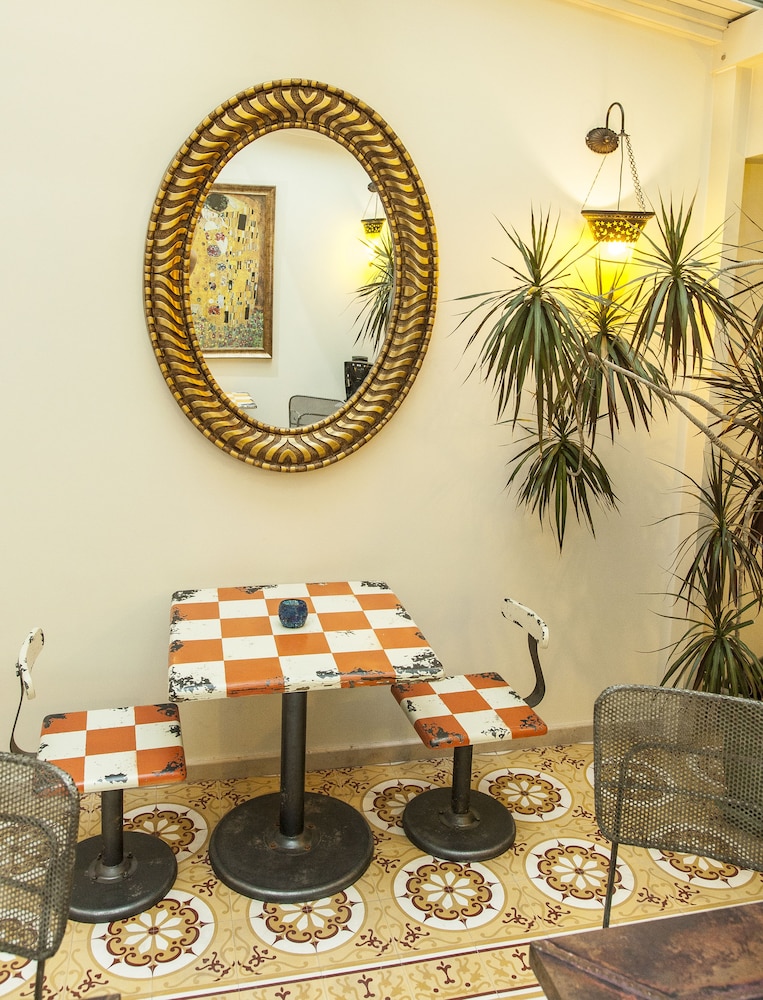 Villa Pera Suite Hotel 56/81