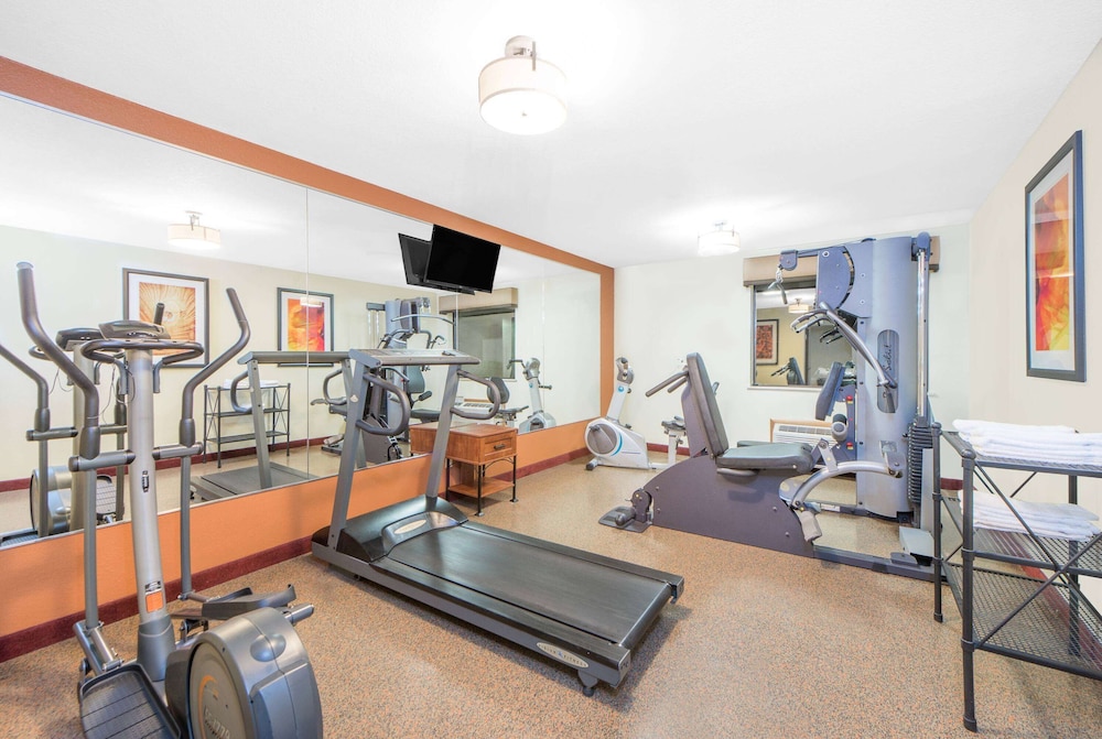Baymont By Wyndham Springfield South Hwy 65 38/50